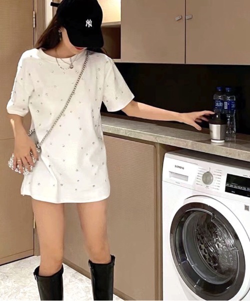 SHEENA（シーナ）の「ビジューオーバーサイズＴシャツ（Tシャツ/カットソー・レディース・ホワイト/ブラック・M）」の11枚目の写真