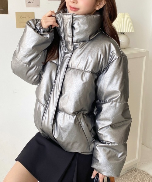 スタンドカラーファイバーダウンソフトフェイクレザーブルゾン（ダウン