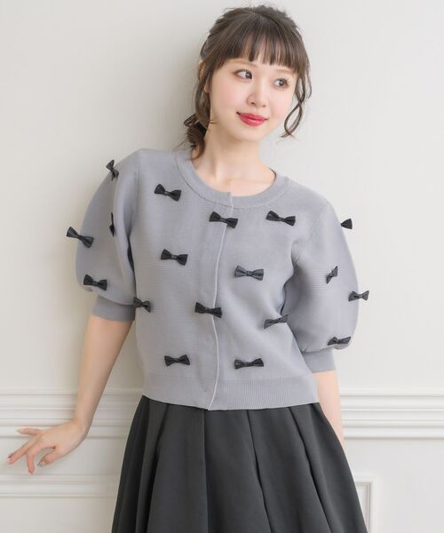 ems excite（エムズエキサイト）の「チビリボンパフ袖NTカーデ（カーディガン/ボレロ・レディース・ライトグレー/ブルー/ナチュラル/ピンク・FREE）」の19枚目の写真