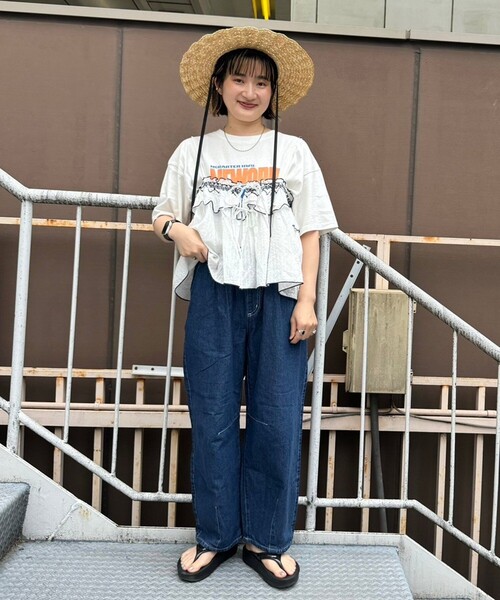 FREAK'S STORE（フリークスストア）の「サマー カーブイージーパンツ（デニムパンツ・レディース・ブルー/ブラック/サックスブルー・ﾌﾘ-）」の4枚目の写真