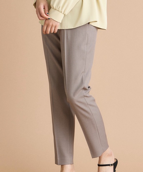 INED CLARO（イネドクラロ）の「【洗えるセットアップ】エシカルメランジ テーパードパンツ（スーツパンツ・レディース・モカ/ブラック・11号/9号/7号）」の3枚目の写真