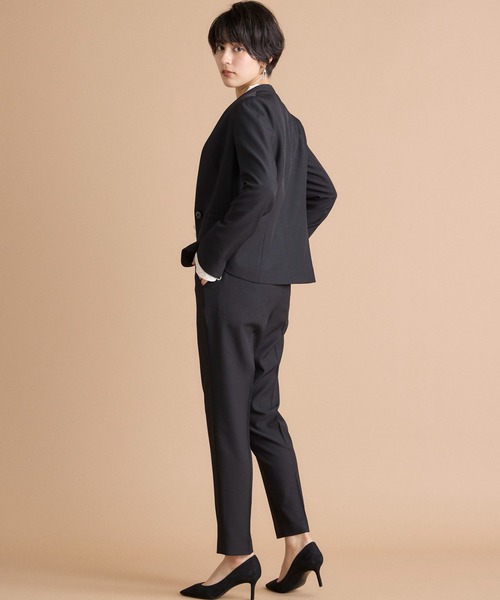 INED CLARO（イネドクラロ）の「【洗えるセットアップ】エシカルメランジ テーパードパンツ（スーツパンツ・レディース・モカ/ブラック・11号/9号/7号）」の20枚目の写真