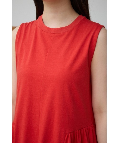 AZUL by moussy（アズールバイマウジー）の「サイドギャザーカットコクーンワンピース（ワンピース・レディース・ブラック/レッド/アイボリー・SMALL/MEDIUM）」の21枚目の写真