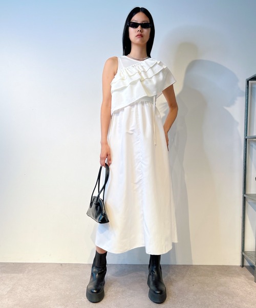 Solace(ソレイス)の「タンクギャザーワンピース(ワンピース・レディース・ホワイト/ブラック・FREE)」の3枚目の写真