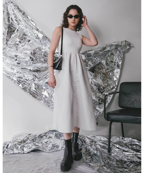 Solace(ソレイス)の「タンクギャザーワンピース(ワンピース・レディース・ホワイト/ブラック・FREE)」の20枚目の写真