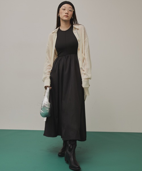 Solace(ソレイス)の「タンクギャザーワンピース(ワンピース・レディース・ホワイト/ブラック・FREE)」の10枚目の写真