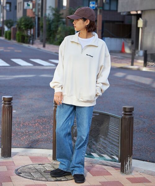 BEN DAVIS（ベンデイビス）の「【BEN DAVIS（ベンデイビス）】HEAVY SWEAT HALF ZIP / 刺繍 オーバーサイズ ワンポイント シンプル ヘビーウエイト 裏起毛（スウェット・メンズ・ブラウン/オフホワイト/アッシュグレー/ブラック/ネイビー/ブルーグレー・X-LARGE/LARGE/MEDIUM）」の13枚目の写真