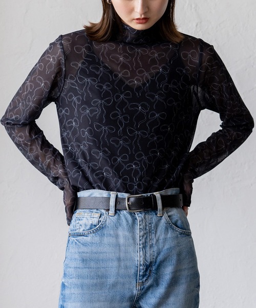VitaFelice(ヴィータフェリーチェ)の「リボンデザイン ハイネックシアーメッシュトップス(Tシャツ/カットソー・レディース・オフホワイト/グレー/ブラック・FREE)」の10枚目の写真