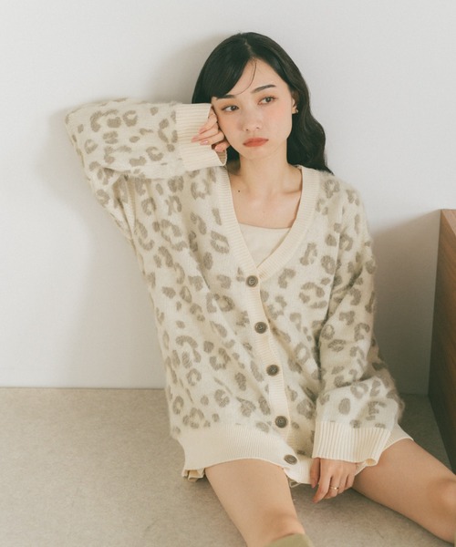 VANNIE U(ヴァニーユー)の「レオパードシャギーニットカーディガン(カーディガン/ボレロ・レディース・ブラック/ブルー/ベージュ・FREE)」の5枚目の写真