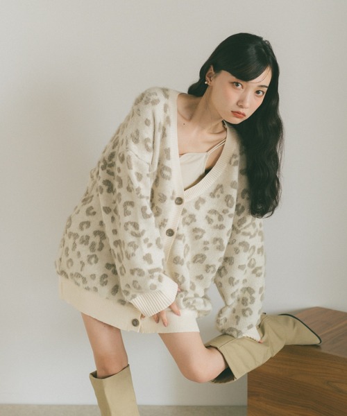 VANNIE U(ヴァニーユー)の「レオパードシャギーニットカーディガン(カーディガン/ボレロ・レディース・ブラック/ブルー/ベージュ・FREE)」の9枚目の写真