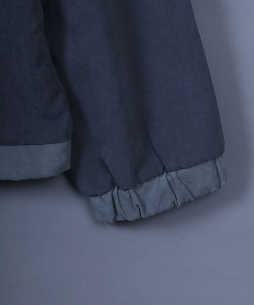 ANPAS(アンパス)の「Nylon Fabric V-Line Color Switching Military Track Jacket/Vライン 配色切替 ミリタリー トラックジャケット ナイロンジャケット(ナイロンジャケット・メンズ・チャコール/カーキ・L/M)」の5枚目の写真