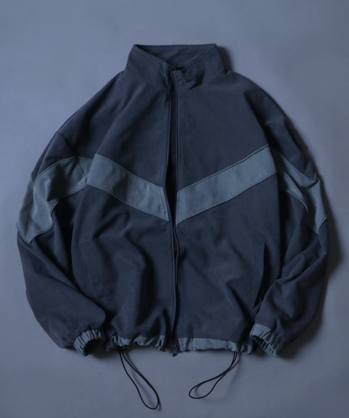 ANPAS(アンパス)の「Nylon Fabric V-Line Color Switching Military Track Jacket/Vライン 配色切替 ミリタリー トラックジャケット ナイロンジャケット(ナイロンジャケット・メンズ・チャコール/カーキ・L/M)」の13枚目の写真