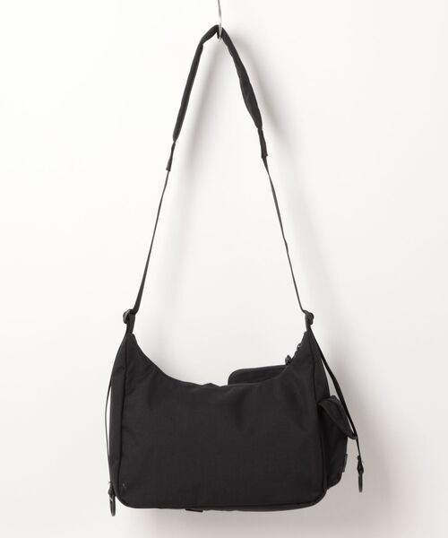 BAICYCLON by Bagjack（バイシクロン バイ バグジャック）の「【BAICYCLON】MULTI POCKETS SHOULDER BAG（SMALL） BCL-85（ショルダーバッグ・レディース・ブラック・FREE）」の2枚目の写真