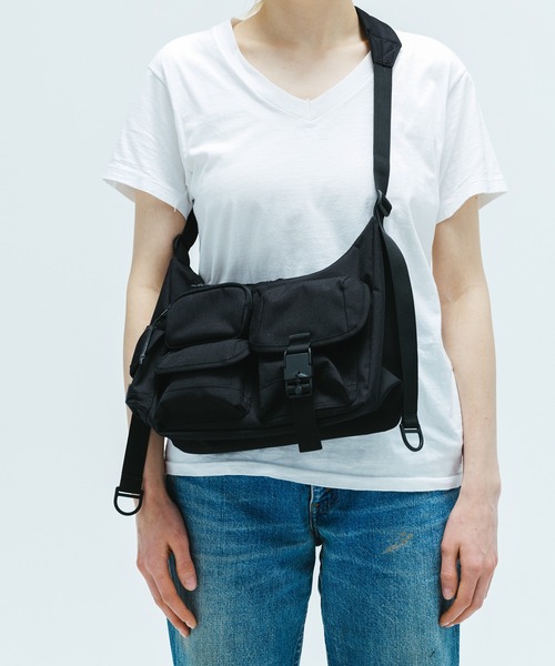 BAICYCLON by Bagjack（バイシクロン バイ バグジャック）の「【BAICYCLON】MULTI POCKETS SHOULDER BAG（SMALL） BCL-85（ショルダーバッグ・レディース・ブラック・FREE）」の14枚目の写真