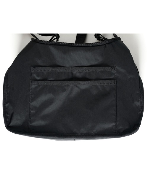 BAICYCLON by Bagjack（バイシクロン バイ バグジャック）の「【BAICYCLON】MULTI POCKETS SHOULDER BAG（SMALL） BCL-85（ショルダーバッグ・レディース・ブラック・FREE）」の4枚目の写真