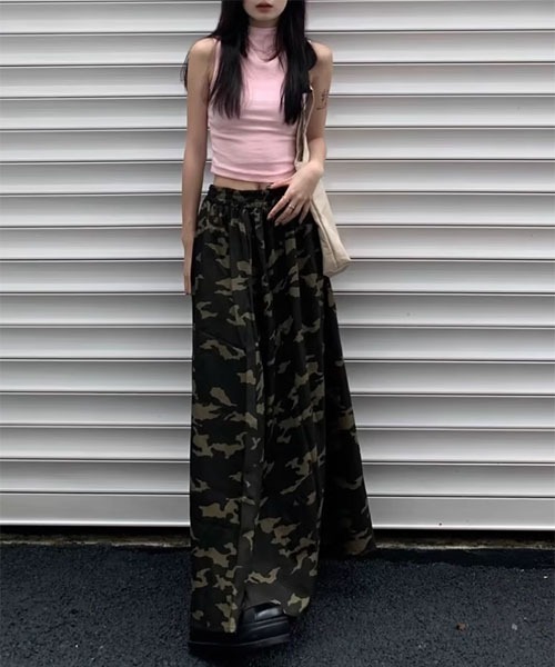 i-dare(アイディア)の「【i-dare】カモフラ柄 ロング スカート(スカート・レディース・グリーン・SMALL/MEDIUM/LARGE)」の1枚目の写真