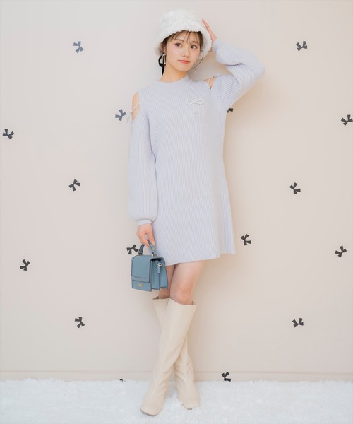 WILLSELECTION（ウィルセレクション）の「オープンショルダーリブニットワンピース（ワンピース・レディース・ブラック/サックスブルー/オフホワイト/ピンク・FREE）」の3枚目の写真