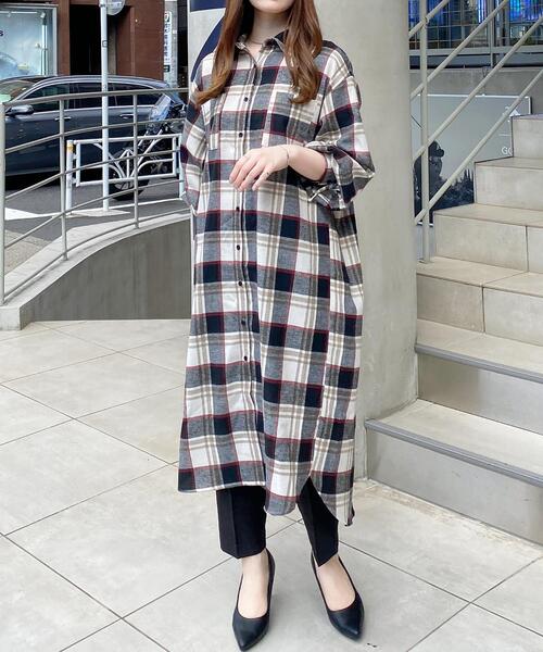 INGNI(イング)の「BackドロストBIGチェック柄シャツワンピース(ワンピース・レディース・ブラック/オフホワイト/ブラウン・M)」の11枚目の写真