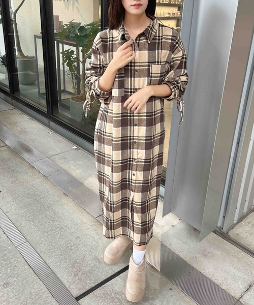 INGNI(イング)の「BackドロストBIGチェック柄シャツワンピース(ワンピース・レディース・ブラック/オフホワイト/ブラウン・M)」の21枚目の写真