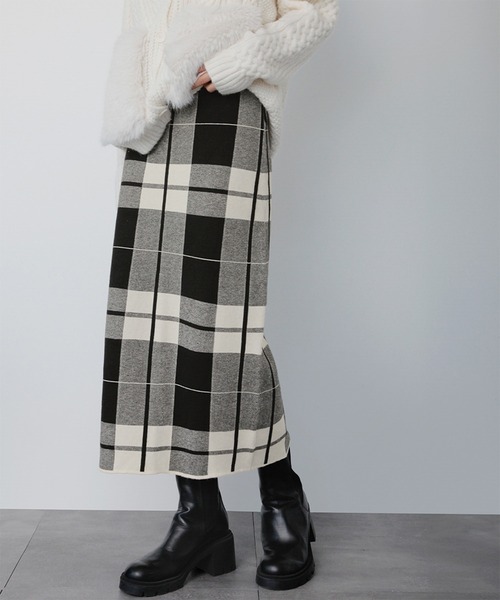 ELFRANK(エルフランク)の「《新色追加》チェック ニット ナロースカート ニットスカート ロング丈 秋 冬 タイト《着用動画あり》(スカート・レディース・ホワイト×ブラック/イエロー×ブラック/ブラック×ホワイト/イエロー系その他/グリーン系その他・FREE)」の9枚目の写真