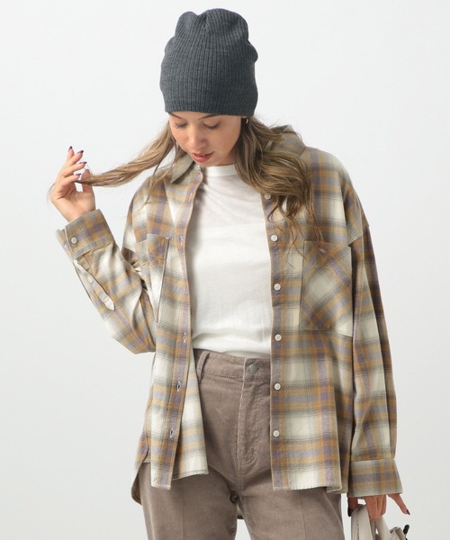 BAYFLOW（ベイフロー）の「[柔らかな風合い]ネルチェックシャツ（シャツ/ブラウス・レディース・ブルー/パープル/ブラック・FREE）」の3枚目の写真