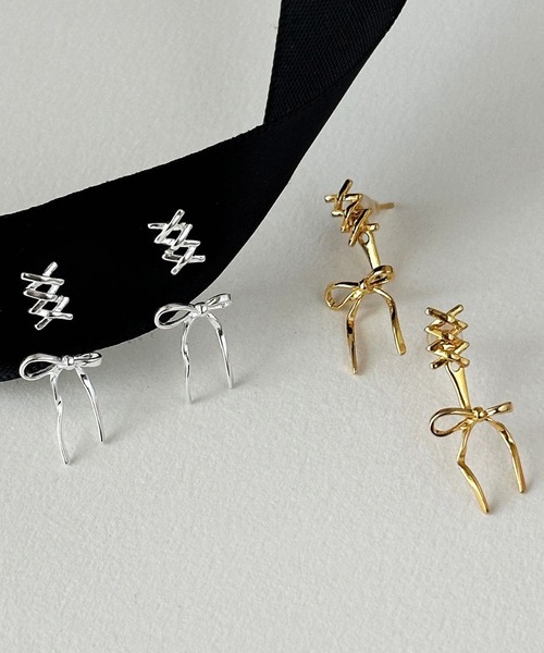 リボンデザイン ピアス(片耳用) ラッピングリボンピアス（ピアス（片耳用））｜flower（フラワー