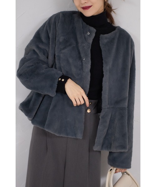 &. NOSTALGIA（アンドドットノスタルジア）の「【ZOZO限定】ペプラムファージャケット（その他アウター・レディース・グレー/アイボリー・M）」の3枚目の写真