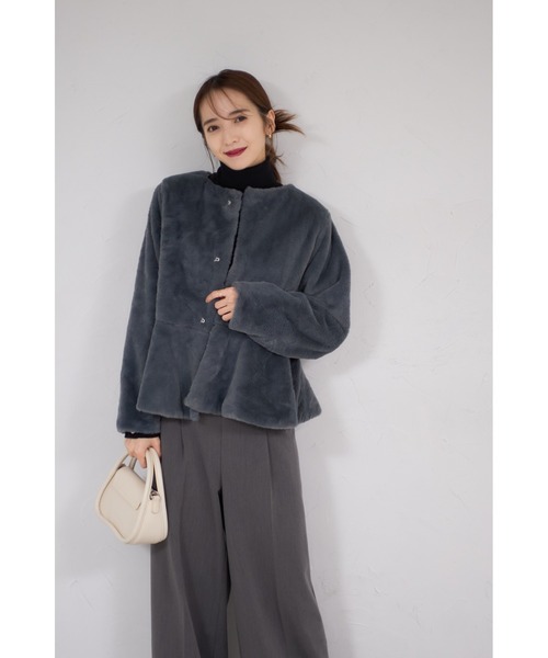 &. NOSTALGIA（アンドドットノスタルジア）の「【ZOZO限定】ペプラムファージャケット（その他アウター・レディース・グレー/アイボリー・M）」の5枚目の写真