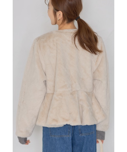 &. NOSTALGIA（アンドドットノスタルジア）の「【ZOZO限定】ペプラムファージャケット（その他アウター・レディース・グレー/アイボリー・M）」の12枚目の写真