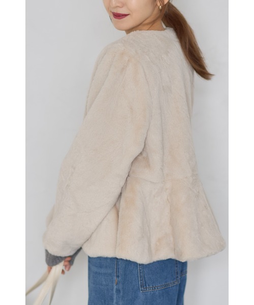 &. NOSTALGIA（アンドドットノスタルジア）の「【ZOZO限定】ペプラムファージャケット（その他アウター・レディース・グレー/アイボリー・M）」の13枚目の写真