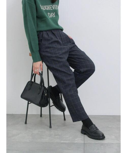 Samansa Mos2 blue(サマンサモスモスブルー)の「【吸湿発熱】マルチスタイルテーパードパンツ(その他パンツ・レディース・カーキ/ネイビー/ベージュ/グレー/ブラック/チャコールグレー/ライトベージュ・L/S/M/SS)」の7枚目の写真