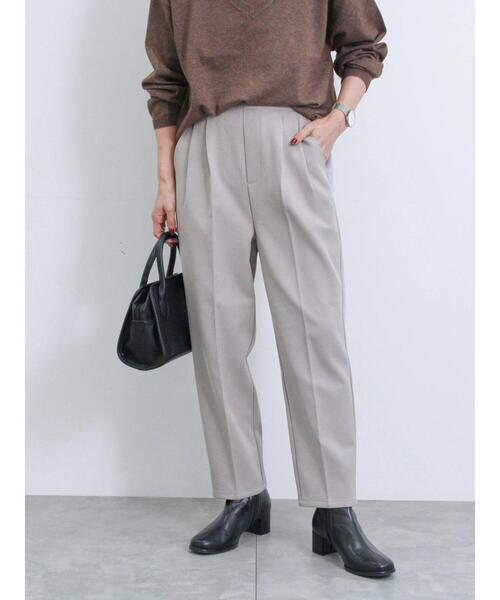 Samansa Mos2 blue(サマンサモスモスブルー)の「【吸湿発熱】マルチスタイルテーパードパンツ(その他パンツ・レディース・カーキ/ネイビー/ベージュ/グレー/ブラック/チャコールグレー/ライトベージュ・L/S/M/SS)」の5枚目の写真