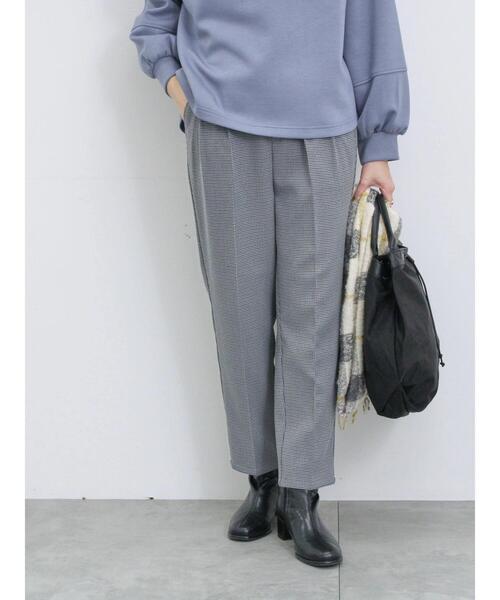 Samansa Mos2 blue(サマンサモスモスブルー)の「【吸湿発熱】マルチスタイルテーパードパンツ(その他パンツ・レディース・カーキ/ネイビー/ベージュ/グレー/ブラック/チャコールグレー/ライトベージュ・L/S/M/SS)」の12枚目の写真