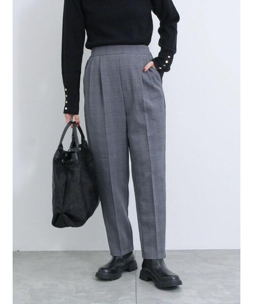 Samansa Mos2 blue(サマンサモスモスブルー)の「【吸湿発熱】マルチスタイルテーパードパンツ(その他パンツ・レディース・カーキ/ネイビー/ベージュ/グレー/ブラック/チャコールグレー/ライトベージュ・L/S/M/SS)」の17枚目の写真