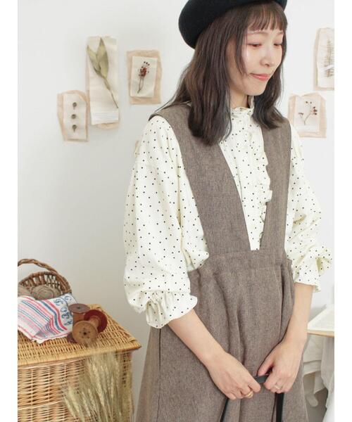 Samansa Mos2（サマンサ モスモス）の「【抗菌防臭】ドット柄襟フリルブラウス（シャツ/ブラウス・レディース・キャメル/キナリ/ブラック・F）」の2枚目の写真