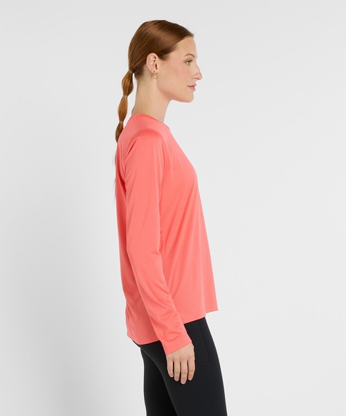 NEW BALANCE(ニューバランス)の「Sport Essentials ロングスリーブTシャツ(Tシャツ/カットソー・レディース・ローズ・LARGE/MEDIUM/SMALL)」の2枚目の写真