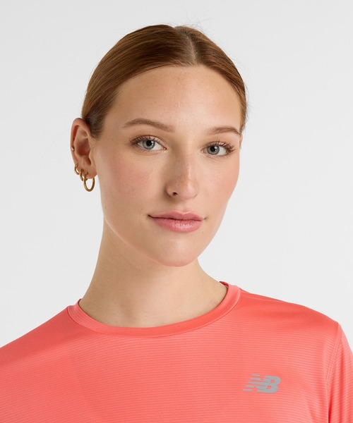 NEW BALANCE(ニューバランス)の「Sport Essentials ロングスリーブTシャツ(Tシャツ/カットソー・レディース・ローズ・LARGE/MEDIUM/SMALL)」の4枚目の写真