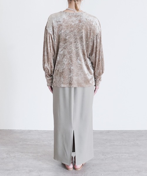 reca(レカ)の「シアーベロアパフ袖プルオーバー(Tシャツ/カットソー・レディース・ブラック/グレイッシュベージュ/ホワイト・FREE)」の8枚目の写真