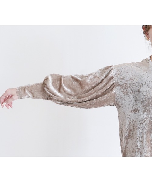 reca(レカ)の「シアーベロアパフ袖プルオーバー(Tシャツ/カットソー・レディース・ブラック/グレイッシュベージュ/ホワイト・FREE)」の20枚目の写真