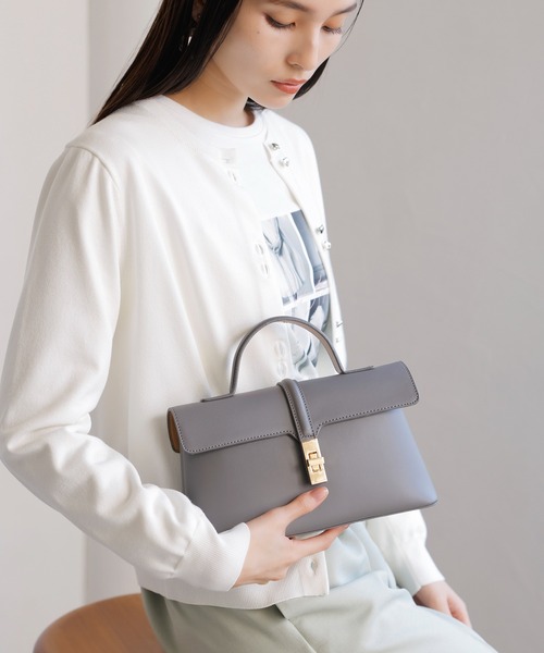 VIS(ビス)の「【洗える】ダブルハートボタンカーディガン(カーディガン/ボレロ・レディース・ターコイズブルー/ブラック/イエロー系その他/ホワイト・FREE)」の9枚目の写真