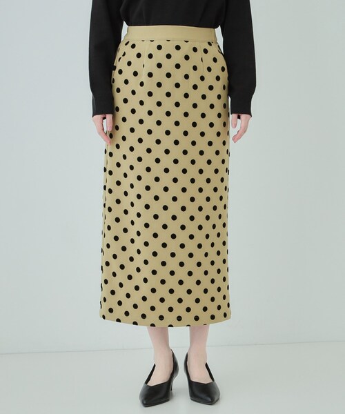DRESKIP（ドレスキップ）の「【S-LL】華やかさ引き立つ フロッキードット ナロースカート（スカート・レディース・チャコールグレー/オリーブ/ベージュ・01/02/03/04）」の16枚目の写真