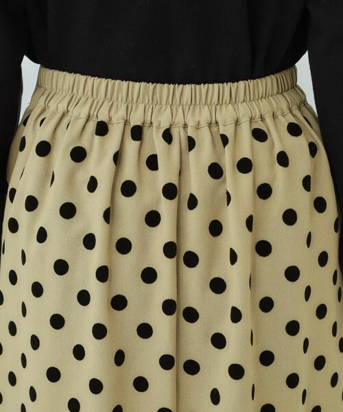 DRESKIP（ドレスキップ）の「【S-LL】華やかさ引き立つ フロッキードット ナロースカート（スカート・レディース・チャコールグレー/オリーブ/ベージュ・01/02/03/04）」の21枚目の写真