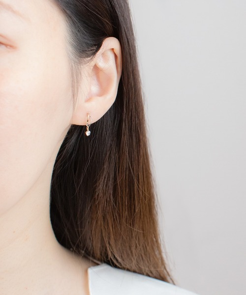 ESTELLE（エステール）の「K10 イエローゴールド/プラチナ キュービックジルコニア ピアス ESTELLE/エステール（ピアス（両耳用）・レディース・イエローゴールド・-）」の5枚目の写真