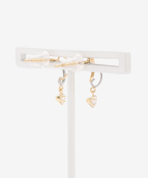 ESTELLE（エステール）の「K10 イエローゴールド/プラチナ キュービックジルコニア ピアス ESTELLE/エステール（ピアス（両耳用）・レディース・イエローゴールド・-）」の4枚目の写真