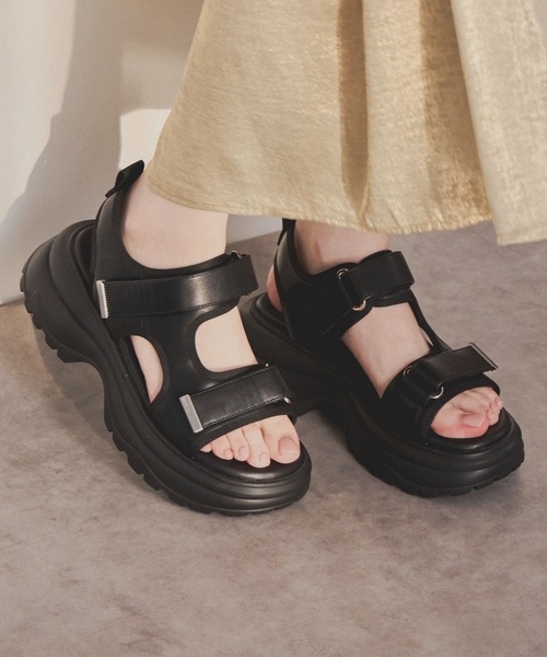 NICAL（ニカル）の「【NICAL】パデットカバードサンダル/554217（サンダル・レディース・シルバー/ブラック・SMALL/LARGE/X-LARGE/MEDIUM）」の8枚目の写真