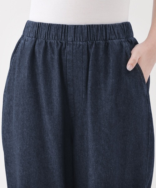 無印良品（ムジルシリョウヒン）の「婦人　洗いざらし　デニムイージーテーパードパンツ（デニムパンツ・レディース・ダークネイビー/ブルー・XL/L/M/S/XS）」の3枚目の写真