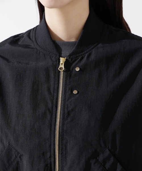 NANO universe（ナノユニバース）の「撥水ナイロンリブブルゾン（ブルゾン・レディース・グレー系その他4/ブラック・FREE）」の13枚目の写真