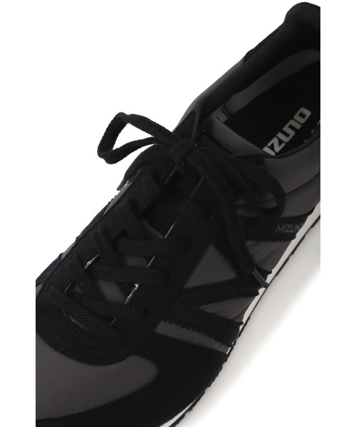 MARGARET HOWELL(マーガレットハウエル)の「MIZUNO RUNNING SHOES(スニーカー・レディース・グレー系9・25.5/24.5/23.5)」の4枚目の写真