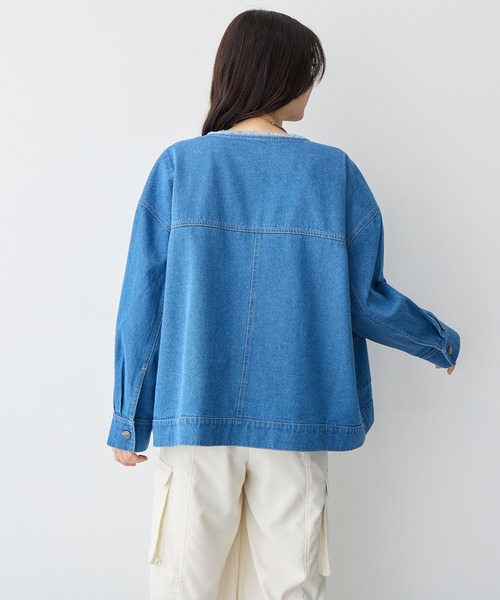 anyfee（エニフィー）の「【anyfee/プラスサイズ】ノーカラーデニムジャケット（デニムジャケット・レディース・ブルー/インディゴブルー・4L/3L/LL/5L）」の20枚目の写真