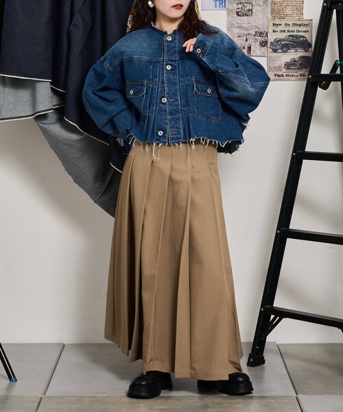 バックフリルデニムジャケット ブラック チャオパニックティピー　エシンタ バックフリルデニムジャケット ブラック チャオパニックティピー